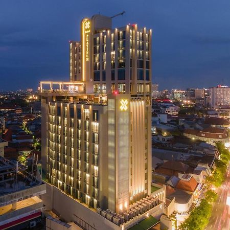Platinum Hotel Tunjungan Surabaya Luaran gambar