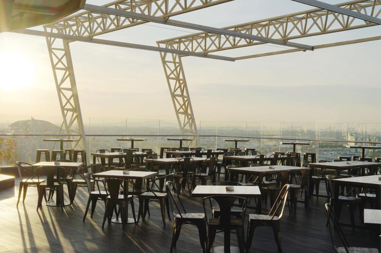Platinum Hotel Tunjungan Surabaya Luaran gambar