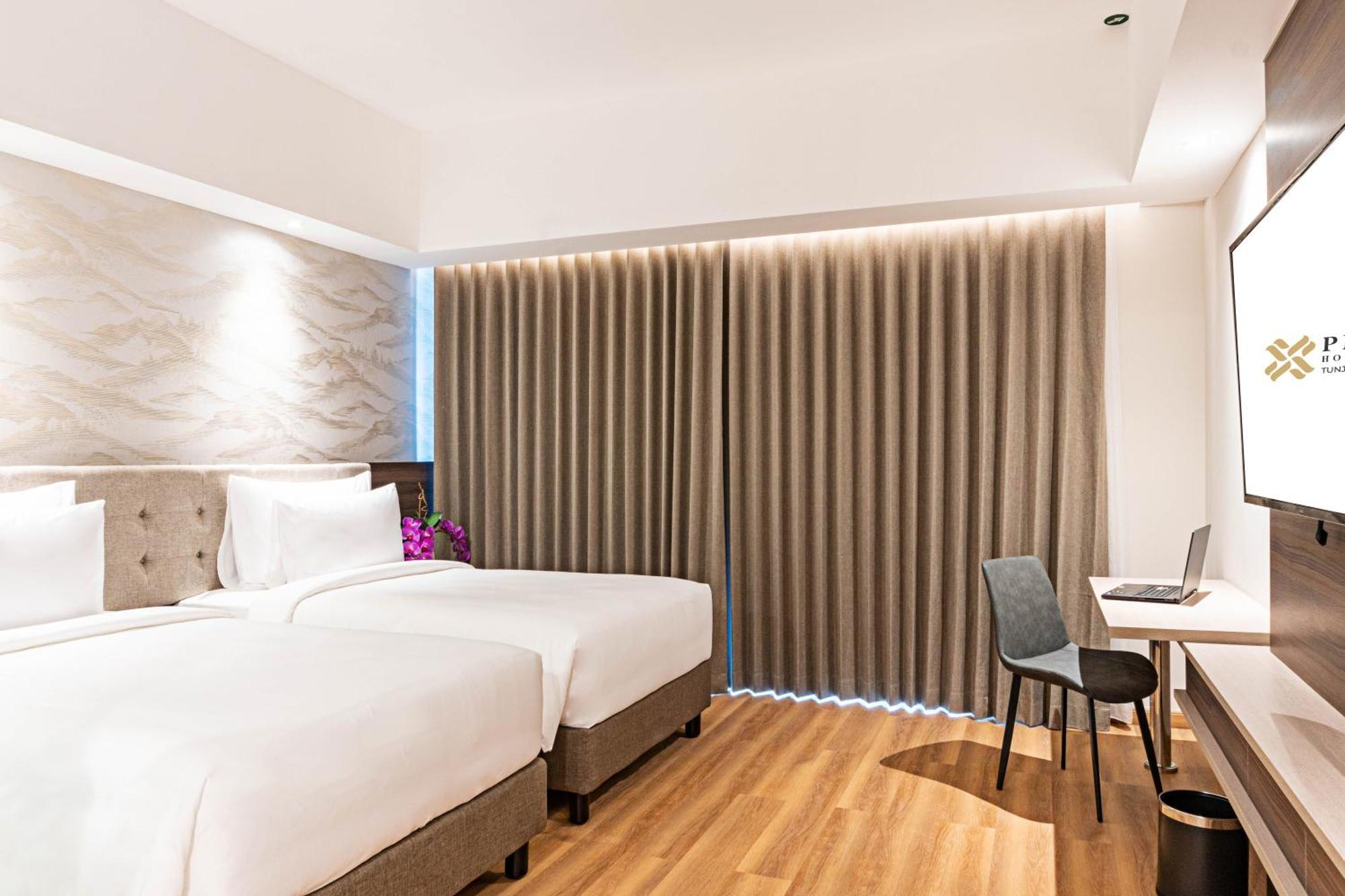 Platinum Hotel Tunjungan Surabaya Bilik gambar