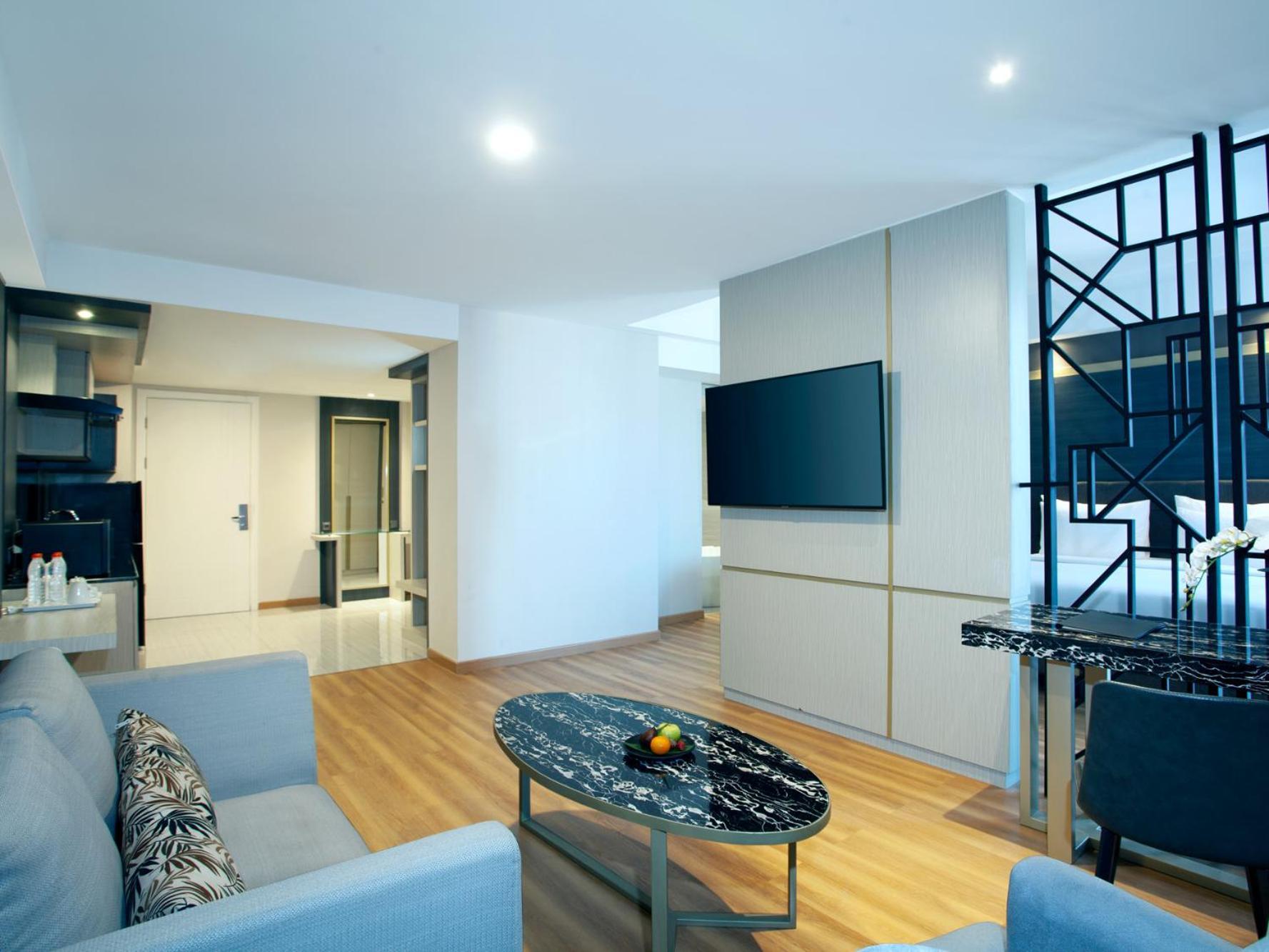 Platinum Hotel Tunjungan Surabaya Luaran gambar