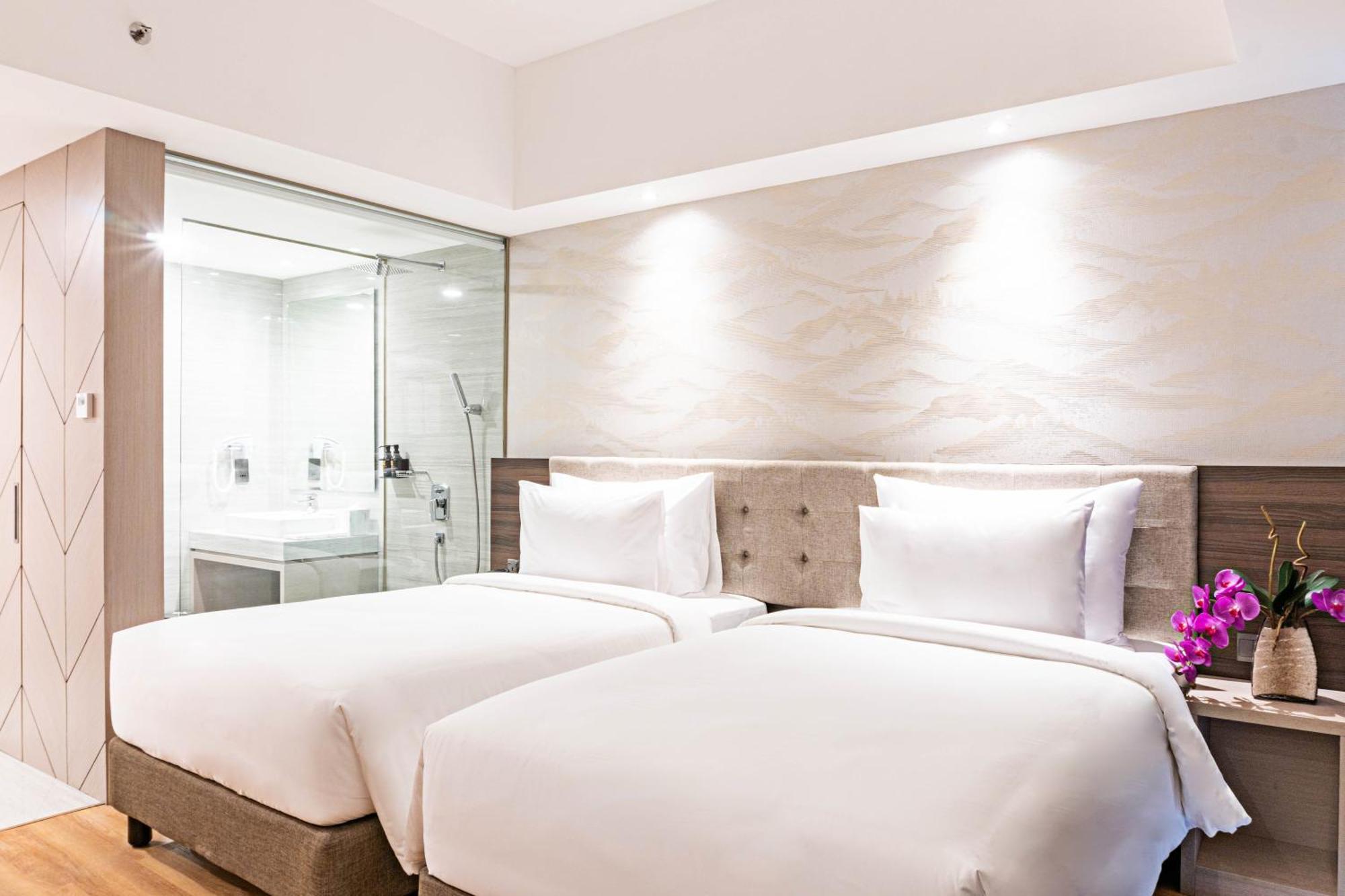 Platinum Hotel Tunjungan Surabaya Bilik gambar